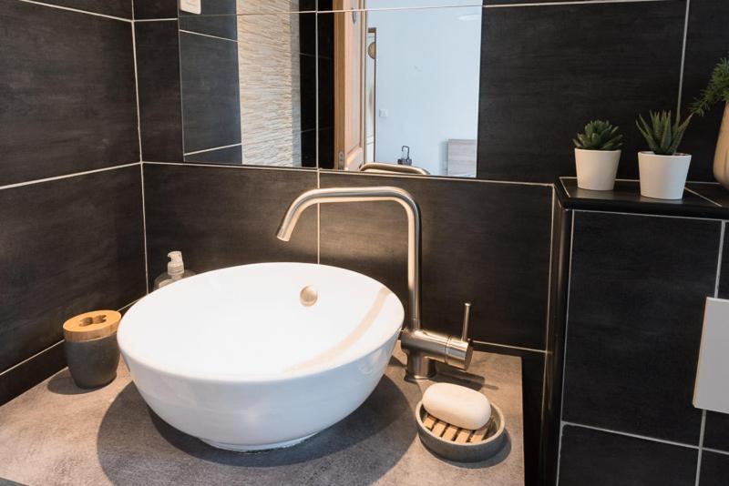 Charming One-Of-A-Kind Apartment. Saint-Ouen  Esterno foto